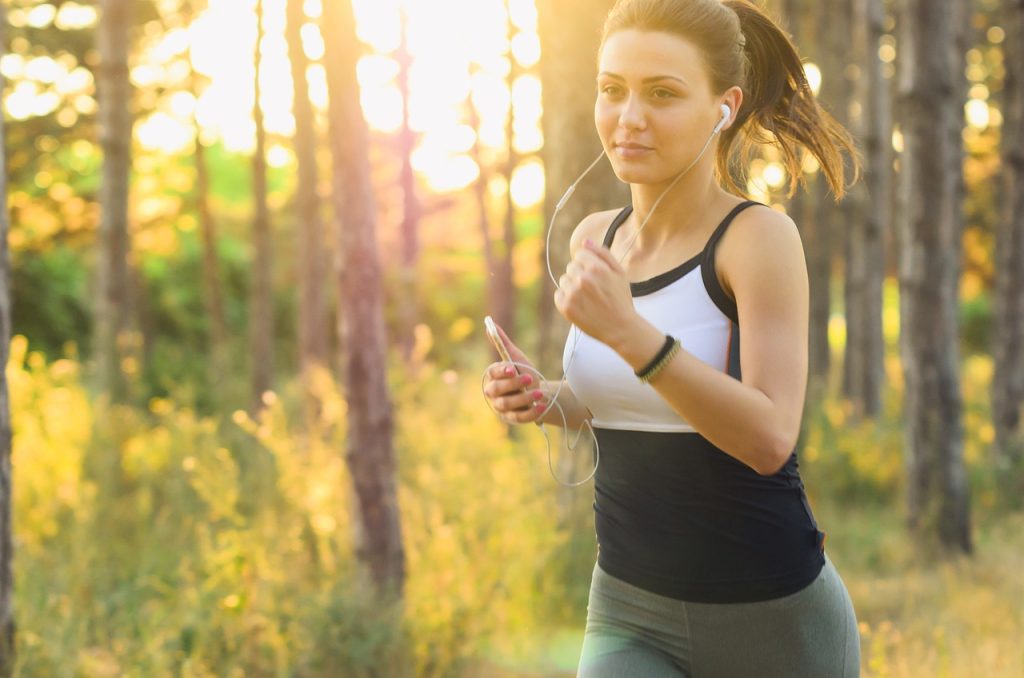 woman jogging running exercise 2592247